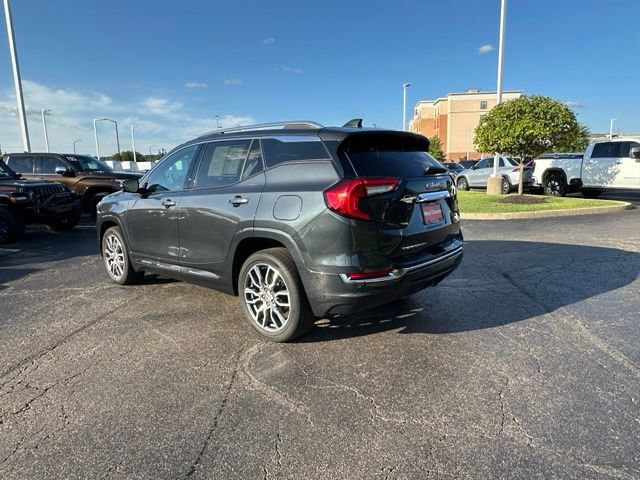 Used 2022 GMC Terrain Denali AWD/4WD image 11