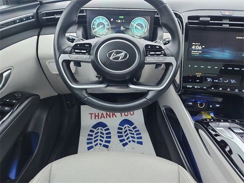 Certified 2024 Hyundai Tucson Limited image 9