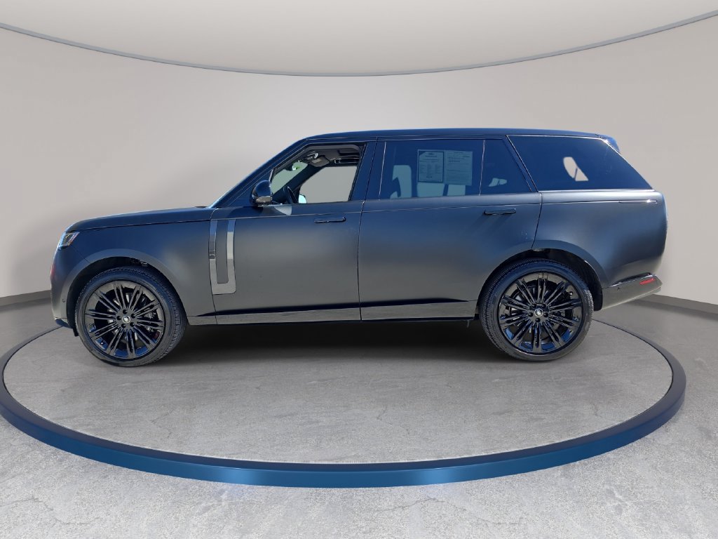 Certified 2025 Land Rover Range Rover Long Wheelbase SE AWD/4WD image 8