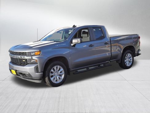 Used 2022 Chevrolet Silverado 1500 Custom w/ Safety Confidence Package image 3