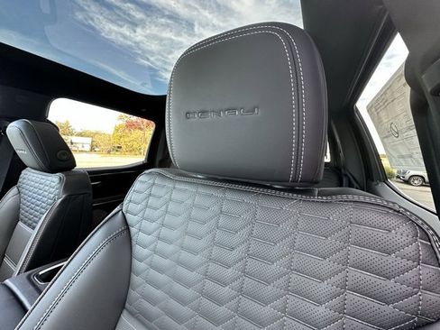 New 2025 GMC Sierra EV Denali image 15