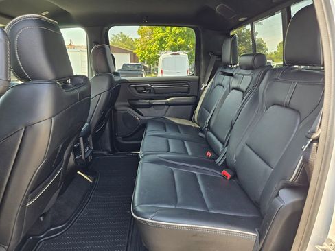 Used 2022 RAM 1500 Limited w/ Body-Colour Bumper Group image 18