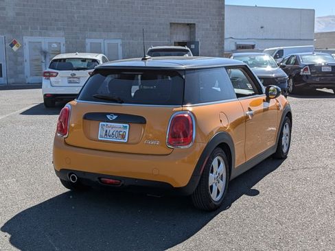 Used 2017 MINI Cooper Countryman S FWD image 5