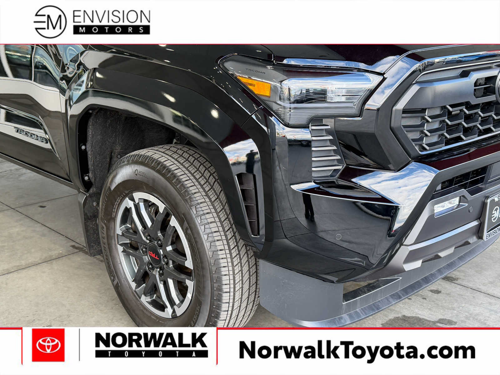 Certified 2026 Toyota Tacoma TRD Sport w/ TRD Sport Premium Package AWD/4WD image 7
