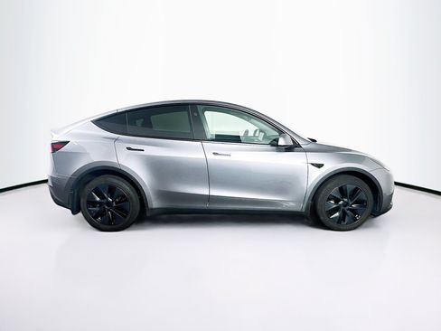 Used 2025 Tesla Model Y Long Range AWD/4WD image 10