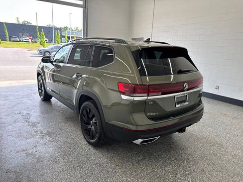 New 2026 Volkswagen Atlas SE AWD/4WD image 3