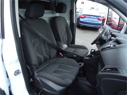 Used 2014 Ford Transit Connect XLT image 12