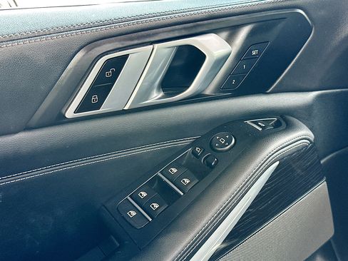 Certified 2024 BMW X5 sDrive40i w/ M Sport Package image 17