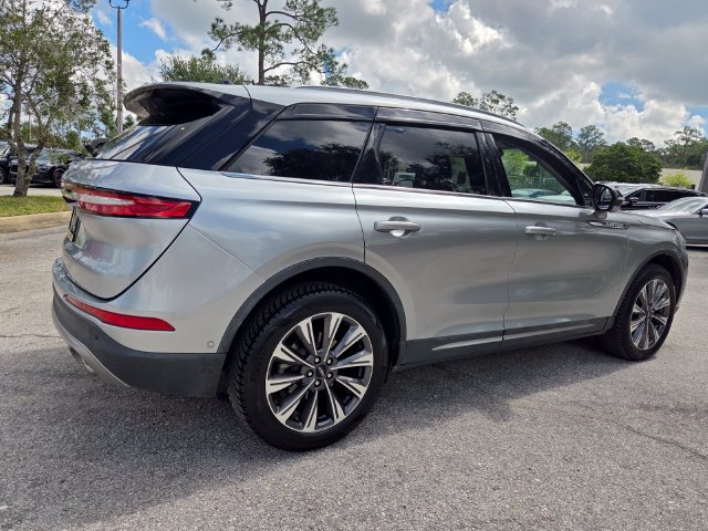 Used 2022 Lincoln Corsair Reserve w/ Equipment Group 201A FWD image 7