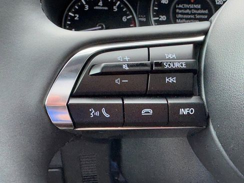 New 2026 MAZDA MAZDA3 Hatchback w/Premium Plus Pkg image 10