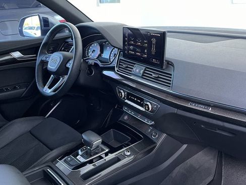 Used 2022 Audi SQ5 Premium w/ Convenience Package image 21