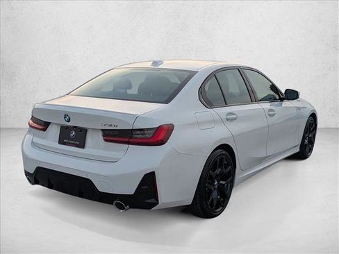 New 2026 BMW 330i Sedan w/ M Sport Package image 2