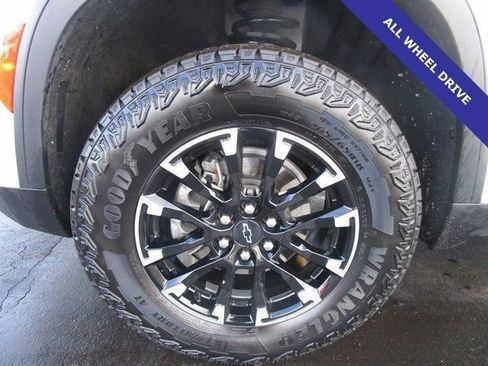 Certified 2024 Chevrolet Traverse Z71 w/ Enhanced Driving Package image 2