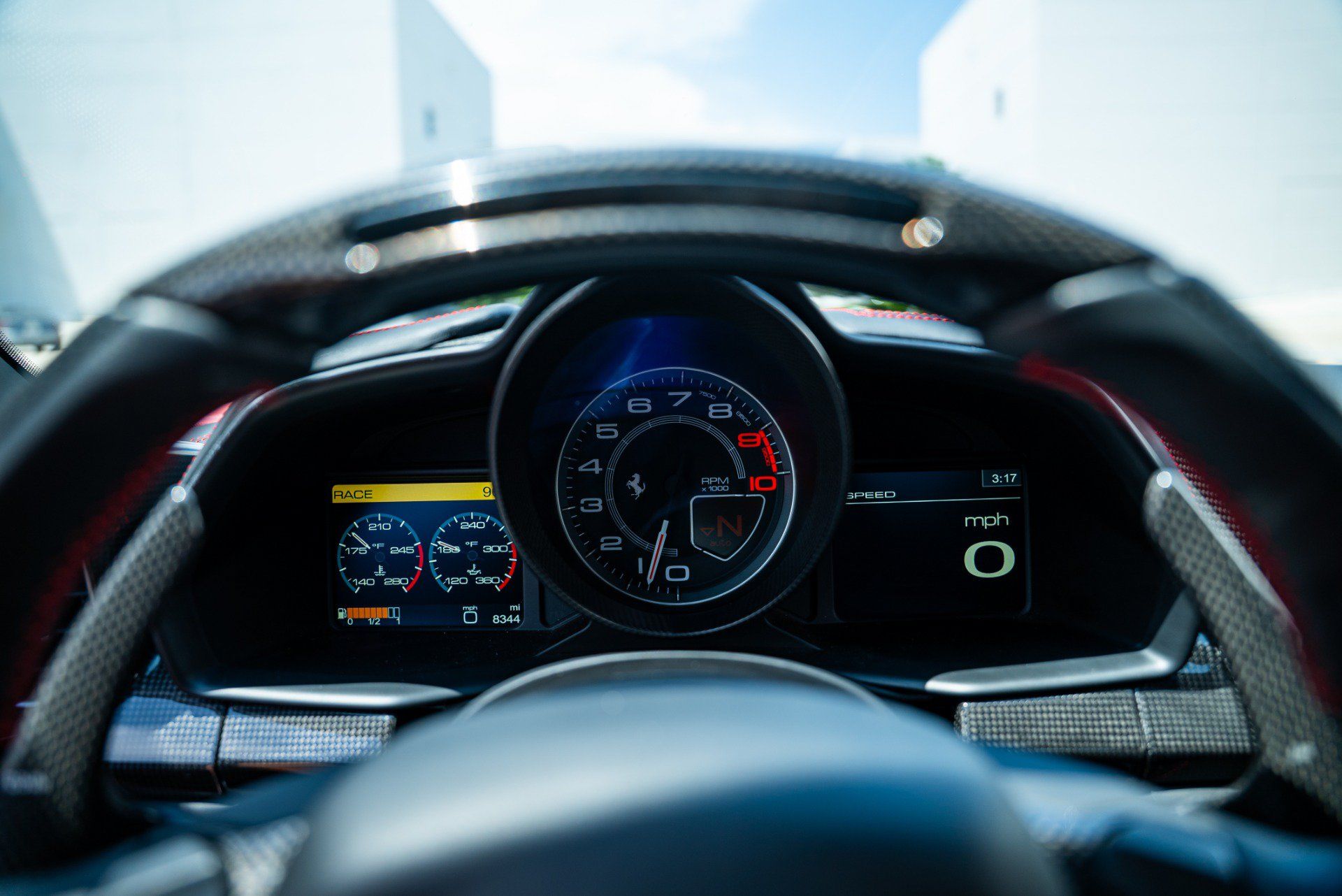 Used 2014 Ferrari 458 Italia Coupe RWD image 18