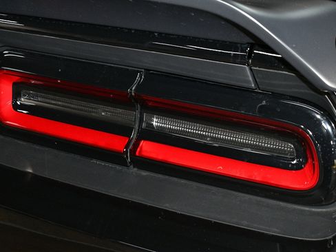 Used 2022 Dodge Challenger R/T Scat Pack RWD image 59