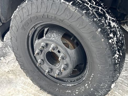 Used 2020 RAM 3500 Tradesman w/ Chrome Appearance Group image 11