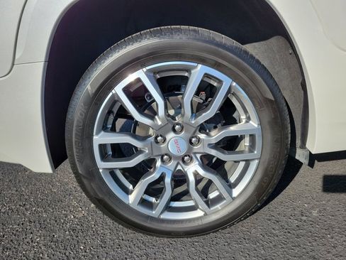 Used 2022 GMC Terrain Denali image 9