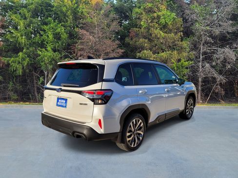 New 2026 Subaru Forester Touring AWD/4WD image 16