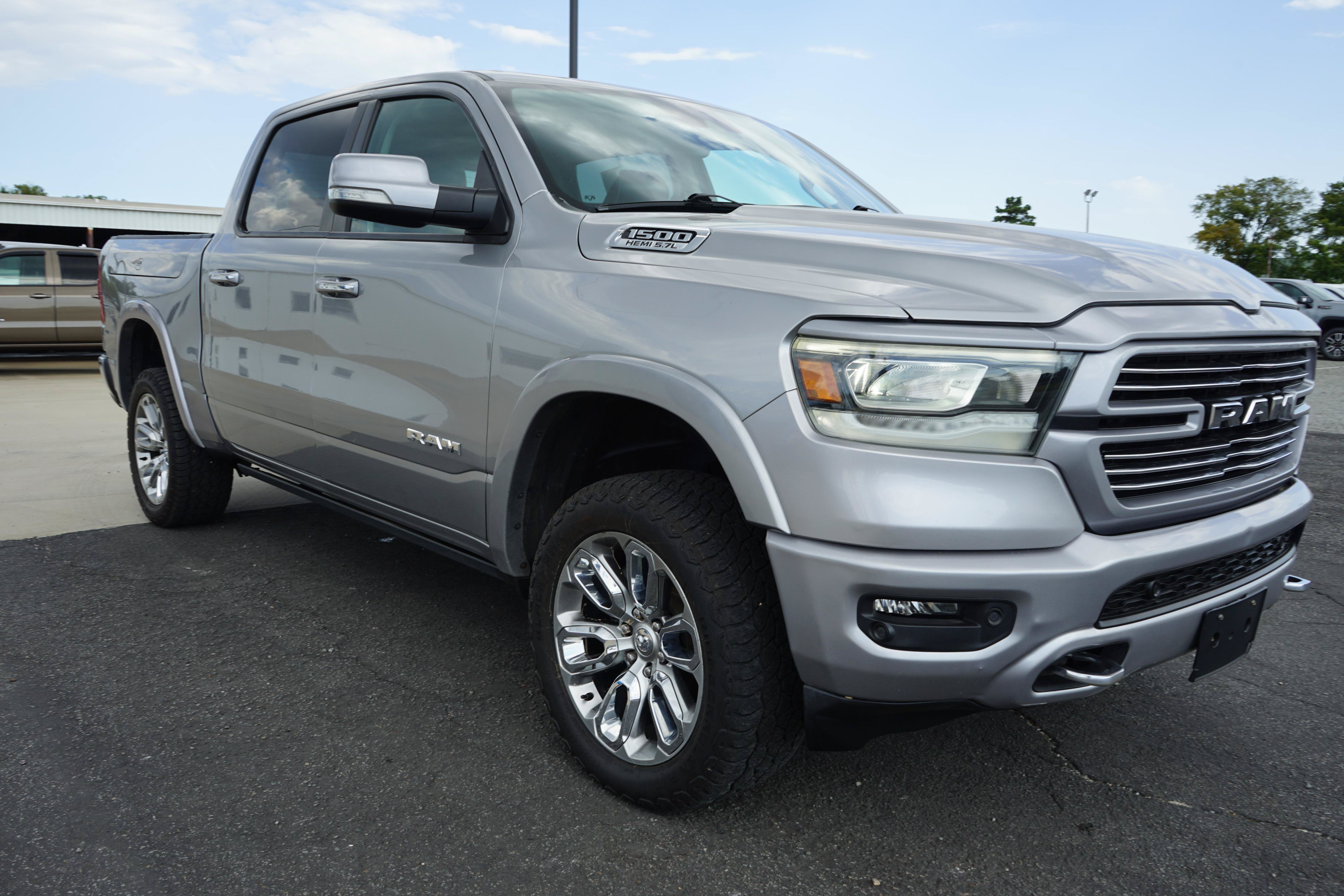 Used 2022 RAM 1500 Laramie w/ Laramie Southwest Edition AWD/4WD image 7
