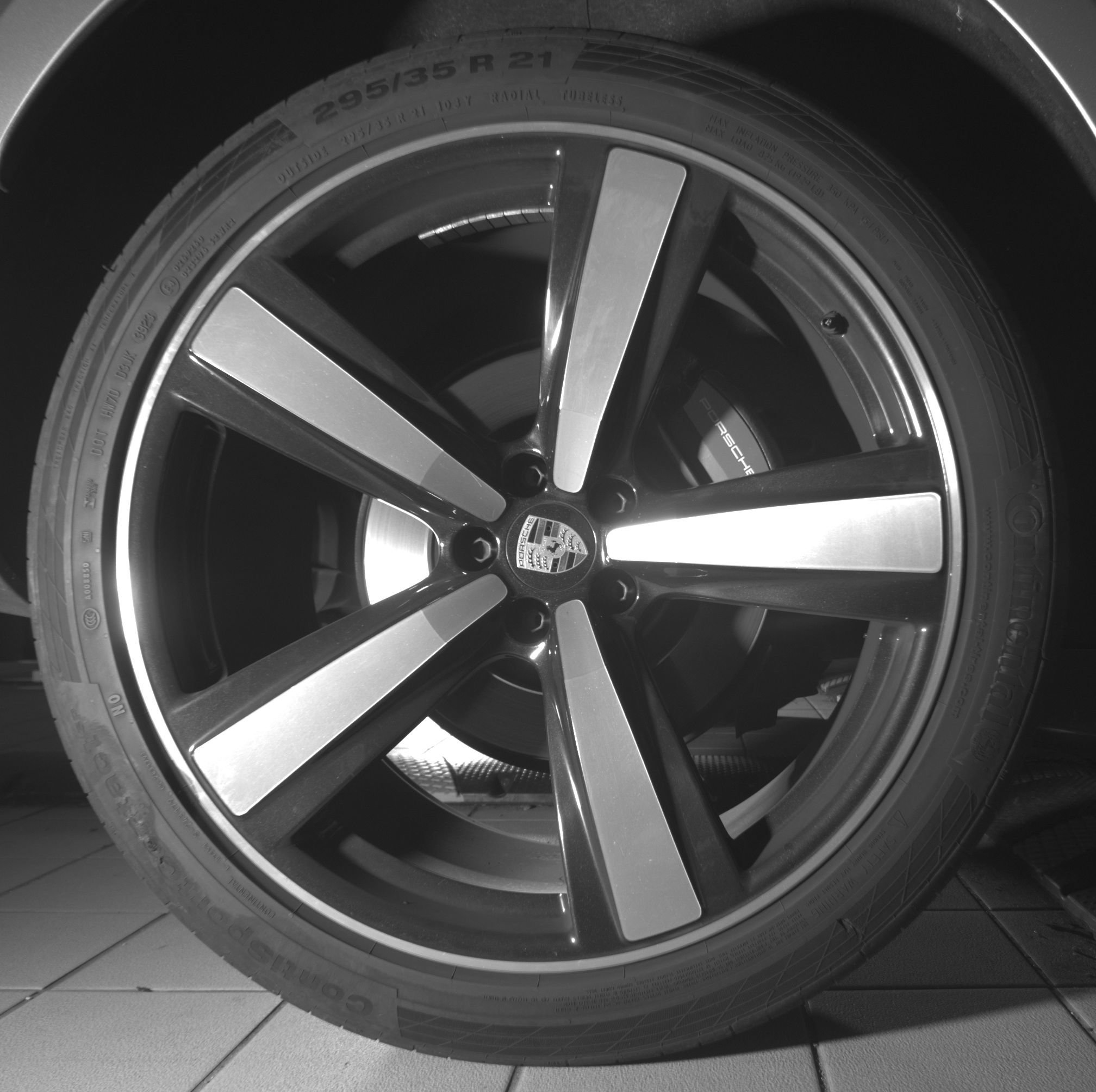 Used 2023 Porsche Macan S AWD/4WD image 32