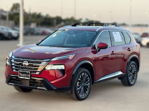Certified 2026 Nissan Rogue Platinum AWD/4WD image 3
