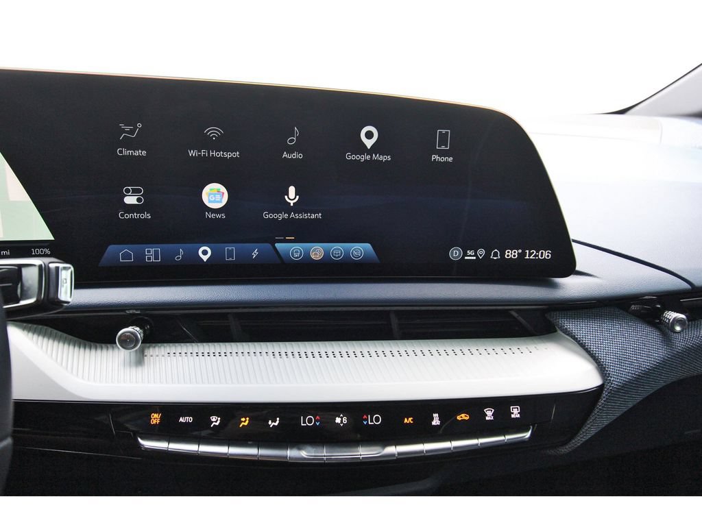 Certified 2025 Cadillac Optiq Sport 2 AWD/4WD image 21