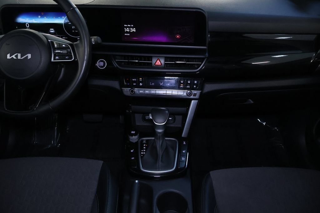 Used 2024 Kia Seltos S AWD/4WD image 16