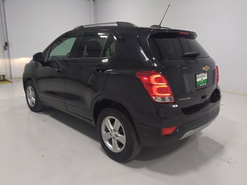 Used 2022 Chevrolet Trax LT w/ LT Convenience Package AWD/4WD image 5