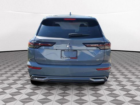 New 2026 Mitsubishi Outlander SE FWD image 5