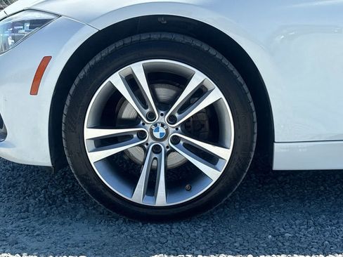 Used 2018 BMW 330i Sedan w/ Convenience Package RWD image 12