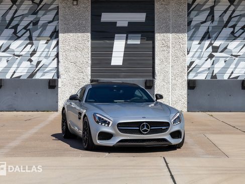 Used 2016 Mercedes-Benz AMG GT S image 1