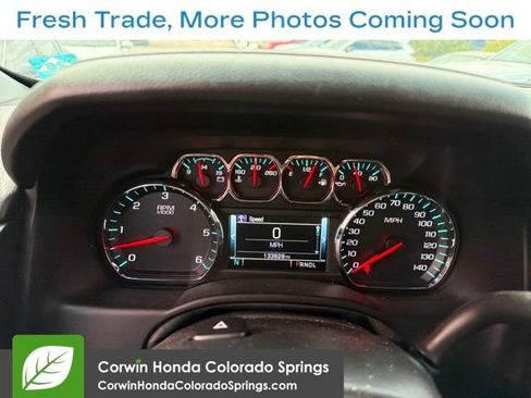 Used 2017 GMC Yukon SLT AWD/4WD image 12