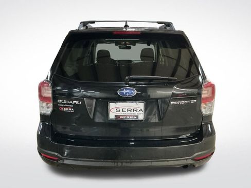 Used 2018 Subaru Forester 2.5i Premium image 4