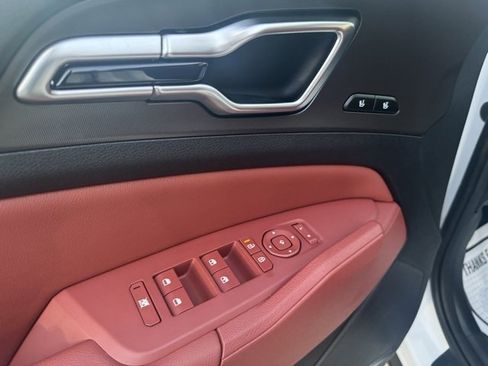 Certified 2026 Kia Sportage SX image 18