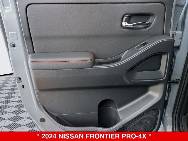 Certified 2024 Nissan Frontier PRO-4X w/ Off-Road Protection Package AWD/4WD image 31