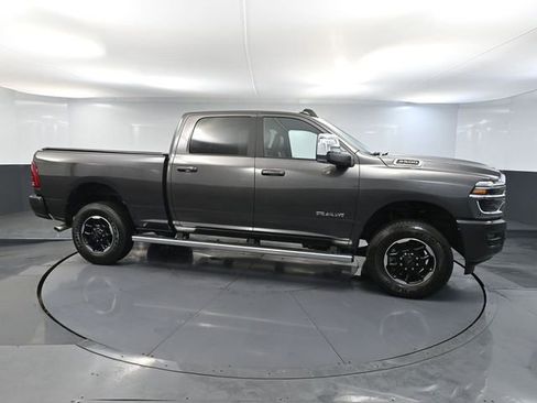 Used 2026 RAM 2500 Laramie AWD/4WD image 4