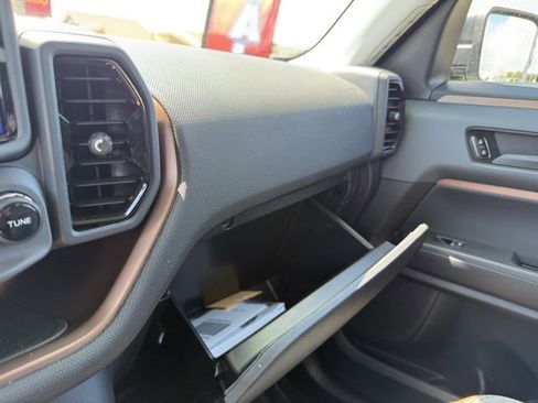 Used 2023 Ford Bronco Sport Outer Banks image 30