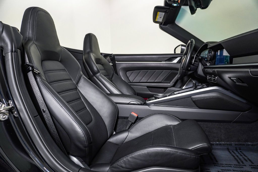 Certified 2021 Porsche 911 Turbo S AWD/4WD image 18