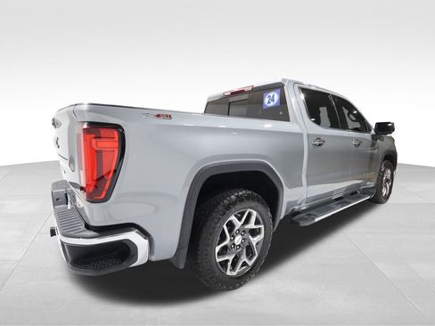 Used 2024 GMC Sierra 1500 SLT w/ SLT Premium Plus Package image 4