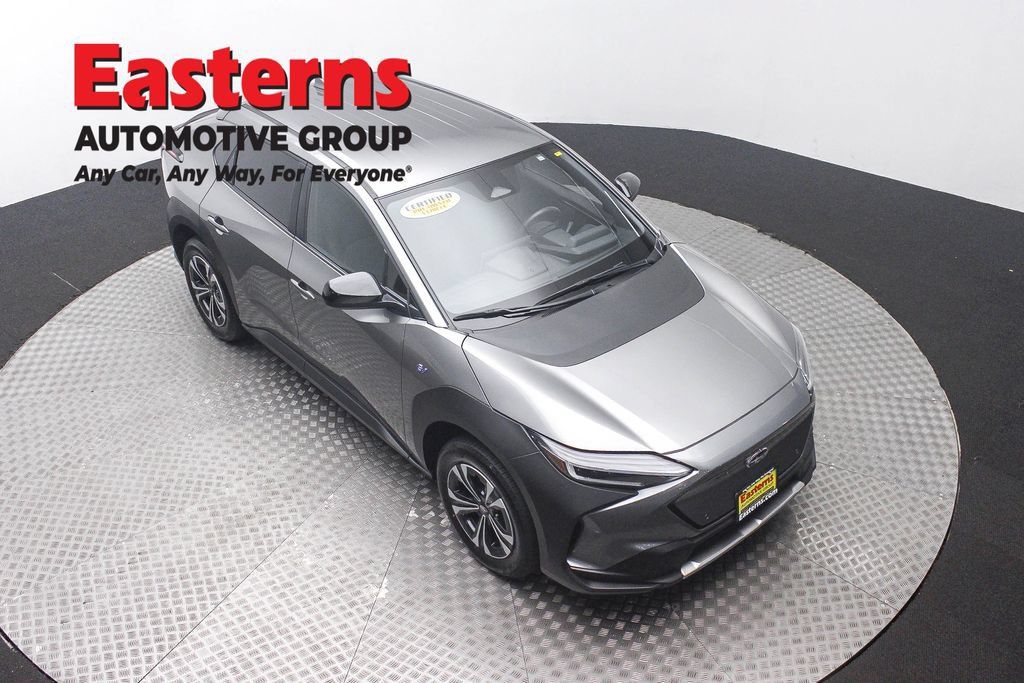 Used 2023 Subaru Solterra AWD image 3