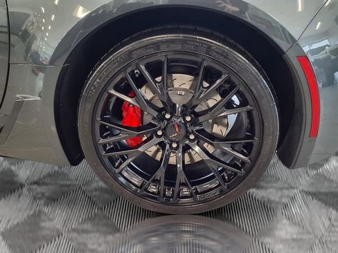 Used 2019 Chevrolet Corvette Z06 RWD image 23