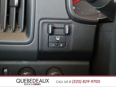 Used 2022 Chevrolet Colorado ZR2 AWD/4WD image 24