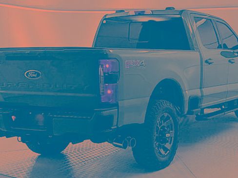 Certified 2023 Ford F250 Lariat w/ Lariat Ultimate Package image 3