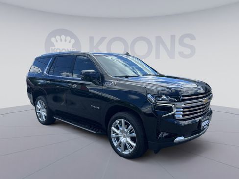 Used 2024 Chevrolet Tahoe High Country AWD/4WD image 10
