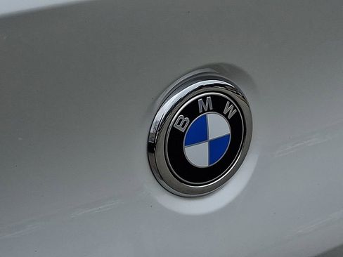 Used 2023 BMW X4 xDrive30i image 33