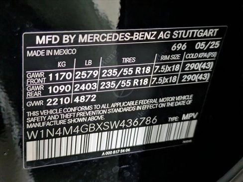 Certified 2025 Mercedes-Benz GLB 250 image 27