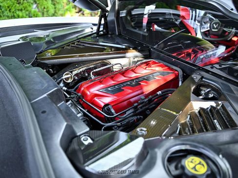 Used 2020 Chevrolet Corvette Stingray Premium Cpe w/ 3LT Preferred Equipment Group image 22