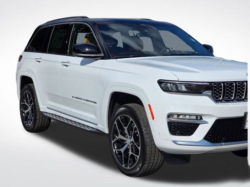New 2025 Jeep Grand Cherokee Summit image 42
