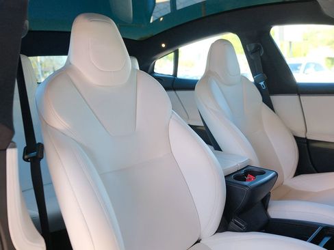 Used 2018 Tesla Model S 75D image 25