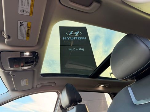 Used 2023 Hyundai Tucson Limited image 2